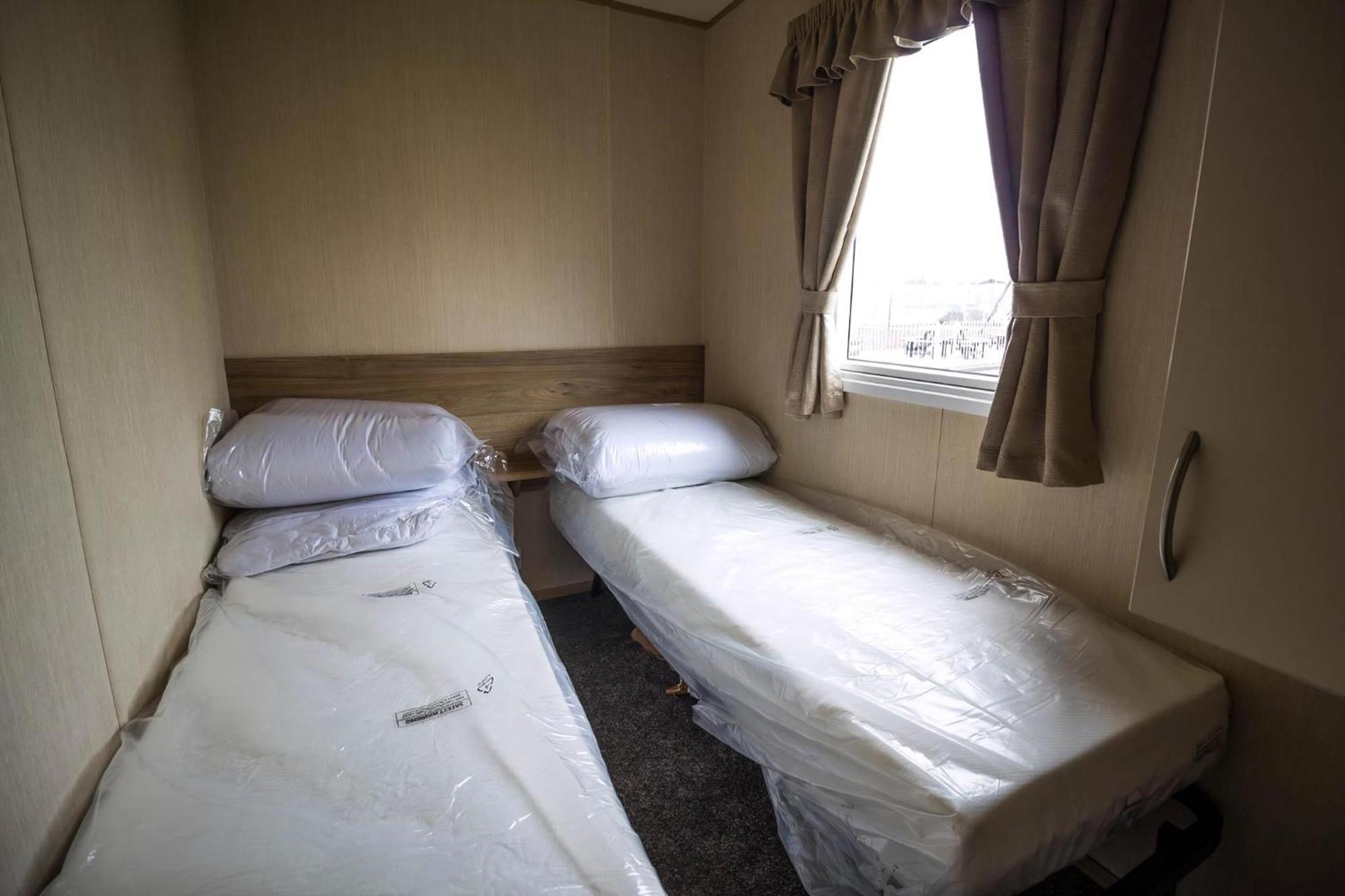 8 Berth Caravan In A Great Location In Norfolk Ref 50053D Great Yarmouth Exterior photo